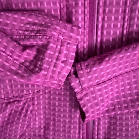 Lululemon Crop Fleece Jacket Grid Hiking Wild Berry Sonic Pink - Picture 8 of 10